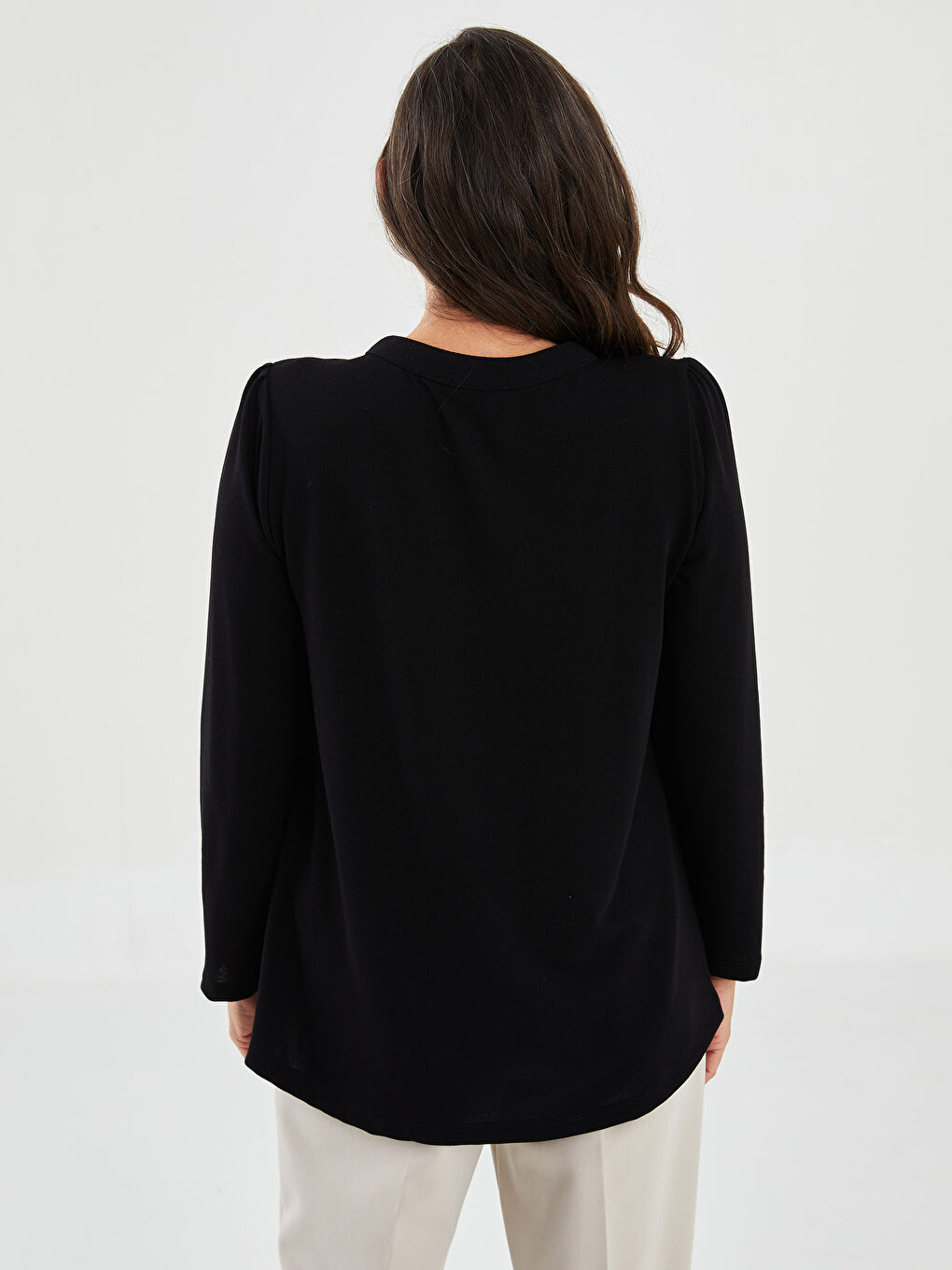 Siyah Bisiklet Yaka Düz Uzun Kollu Kadın Bluz-4