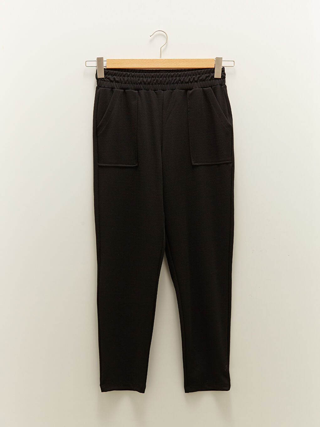 Siyah Beli Lastikli Düz Cep Detaylı Kadın Pantolon-4