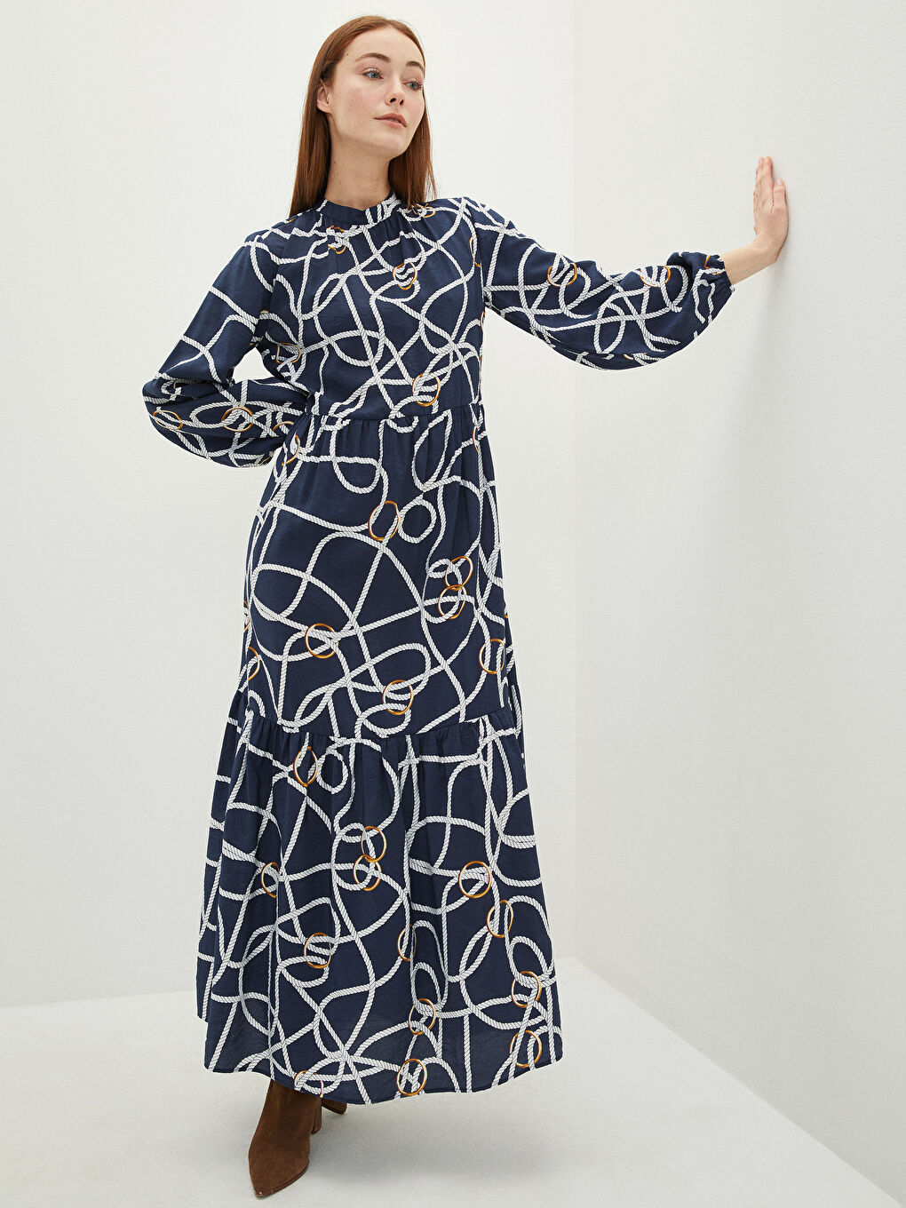 Robe pour Femmes à Motifs à Manches Longues avec Col Cheminée