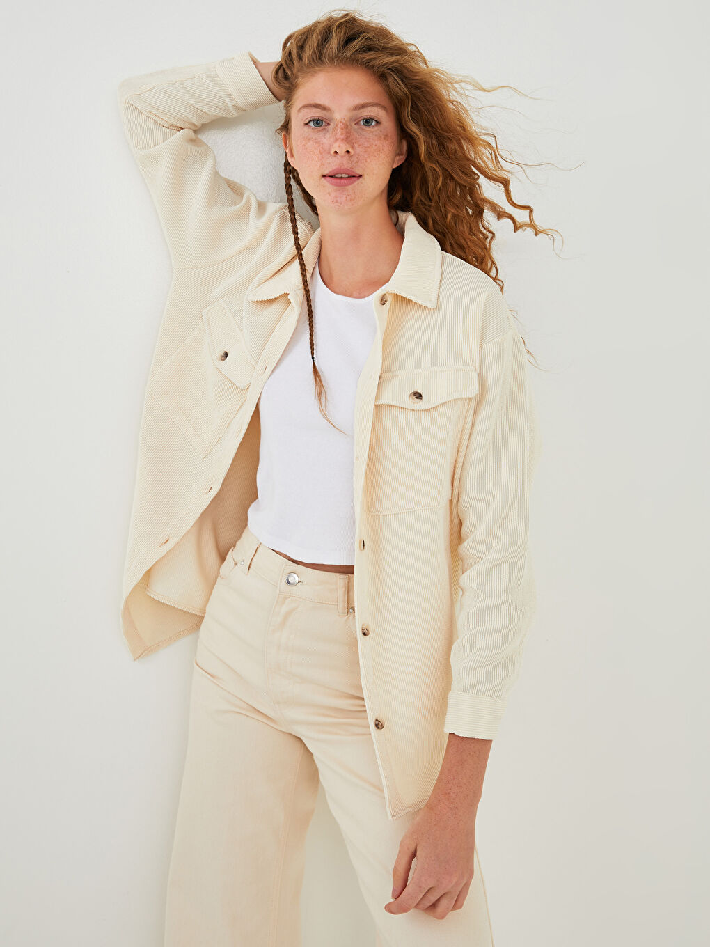 Ekru Önden Düğmeli Cep Detaylı Uzun Kollu Kadın Gömlek Ceket-1