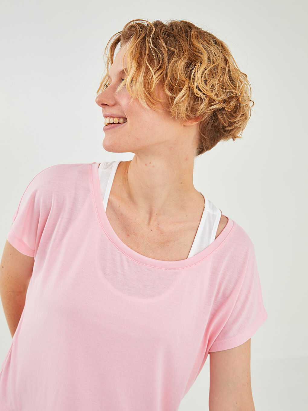 Crew Neck Straight Short Sleeve Women's Sports Athlete and T-Shirt-4