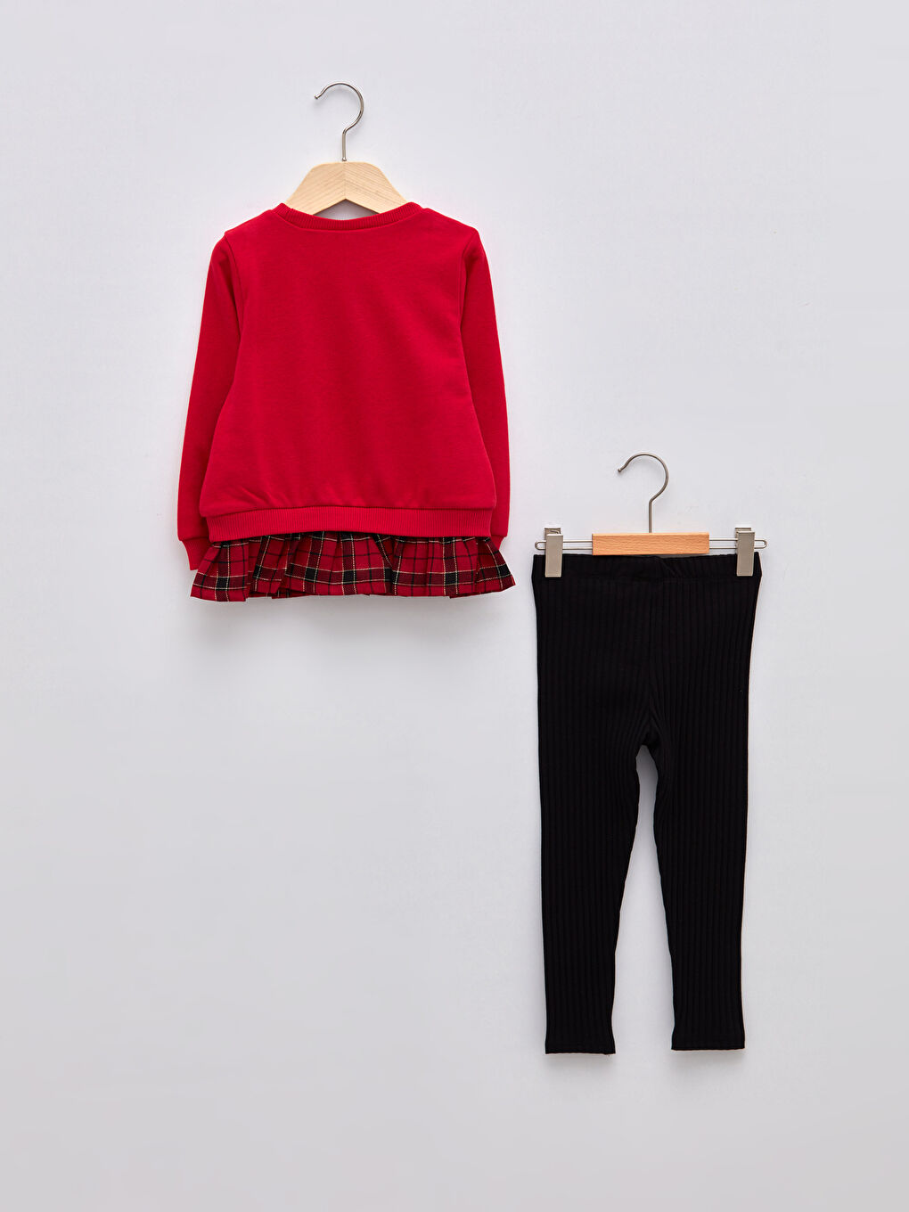 طقم من قطعتين - بلوزة قطنية برقبة دائرية وكم طويل مزينة بتطريز وبنطلون ليقنز للبنات الرضع-1