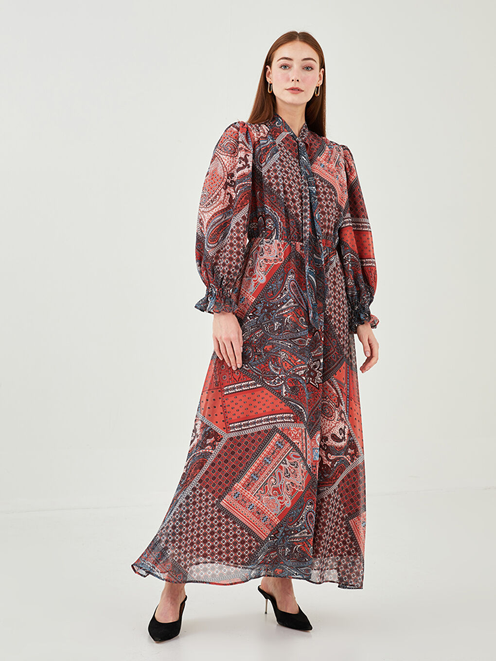 Mercan Bağlamalı Yaka Etnik Desenli Uzun Kollu Kadın Elbise