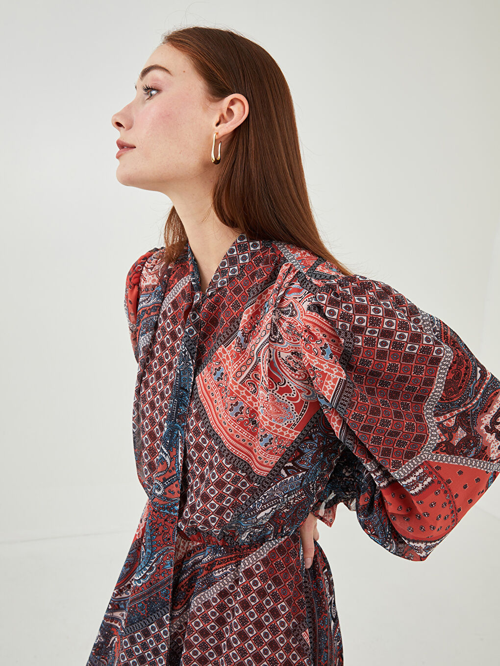 Mercan Bağlamalı Yaka Etnik Desenli Uzun Kollu Kadın Elbise-2