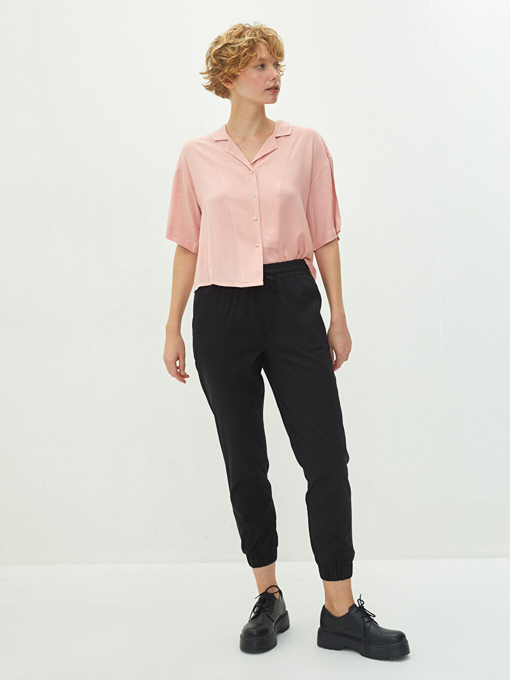 LCW Vision Elastic Waist Regular Pocket Detailed Women's Jogger Trousers -W1FY69Z8-E0N