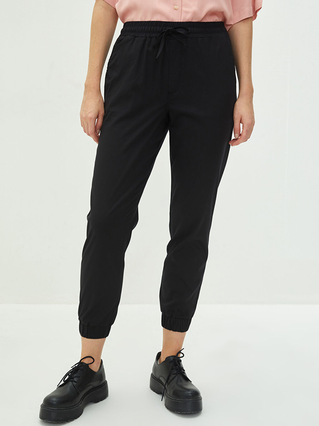 LCW Vision Elastic Waist Regular Pocket Detailed Women's Jogger Trousers -W1FY69Z8-E0N