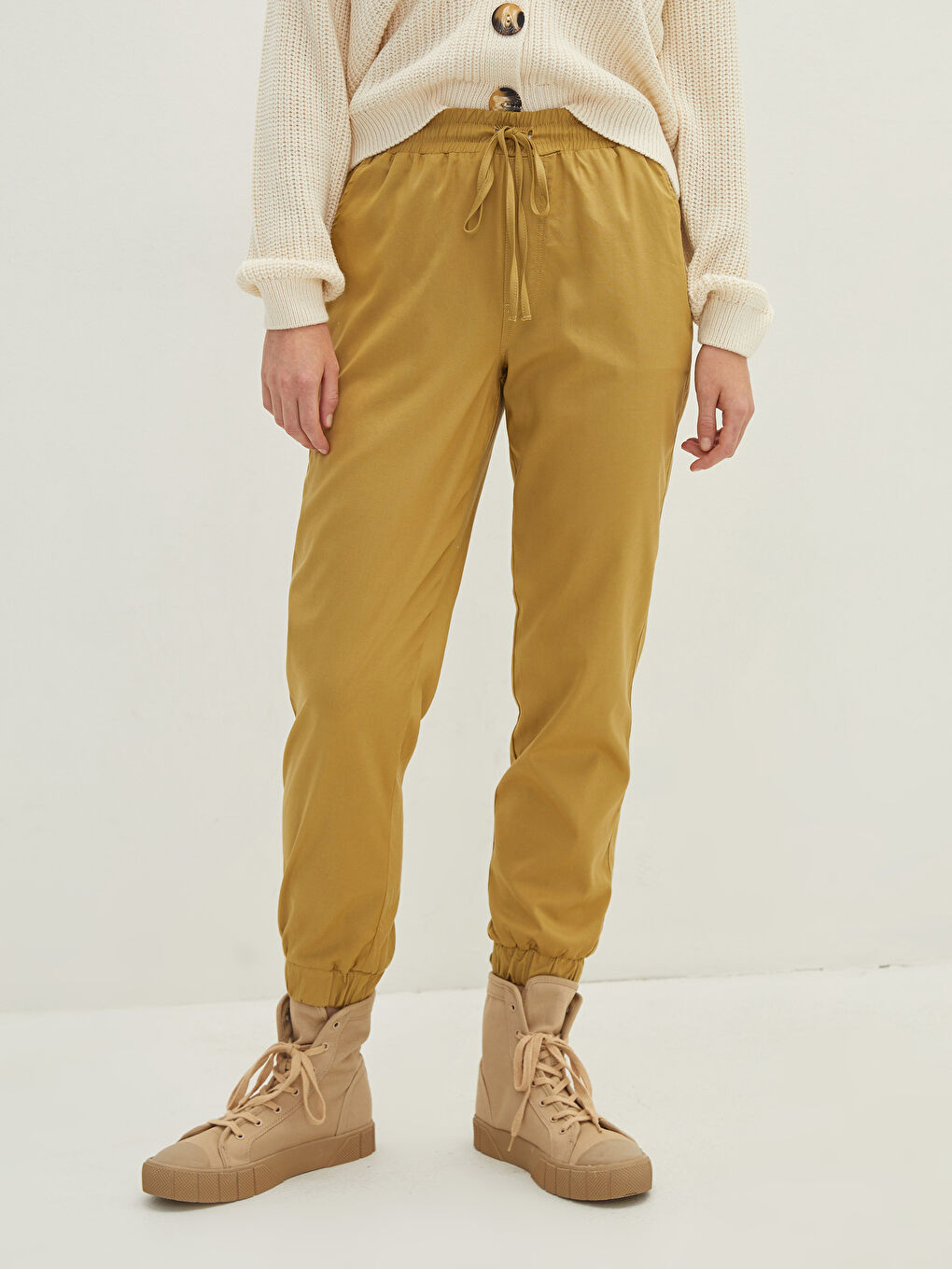 Әйелдерге арналған серпімді белдік стандартты қалталы джоггер шалбар-3