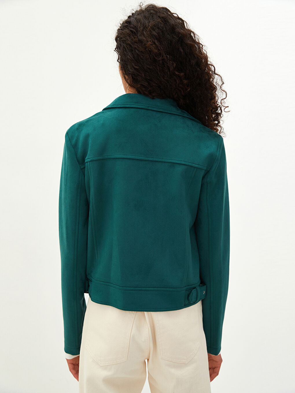 Yeşil Biker Yaka Düz Önden Fermuarlı Cep Detaylı Uzun Kollu Süet İnce Kadın Mont-4