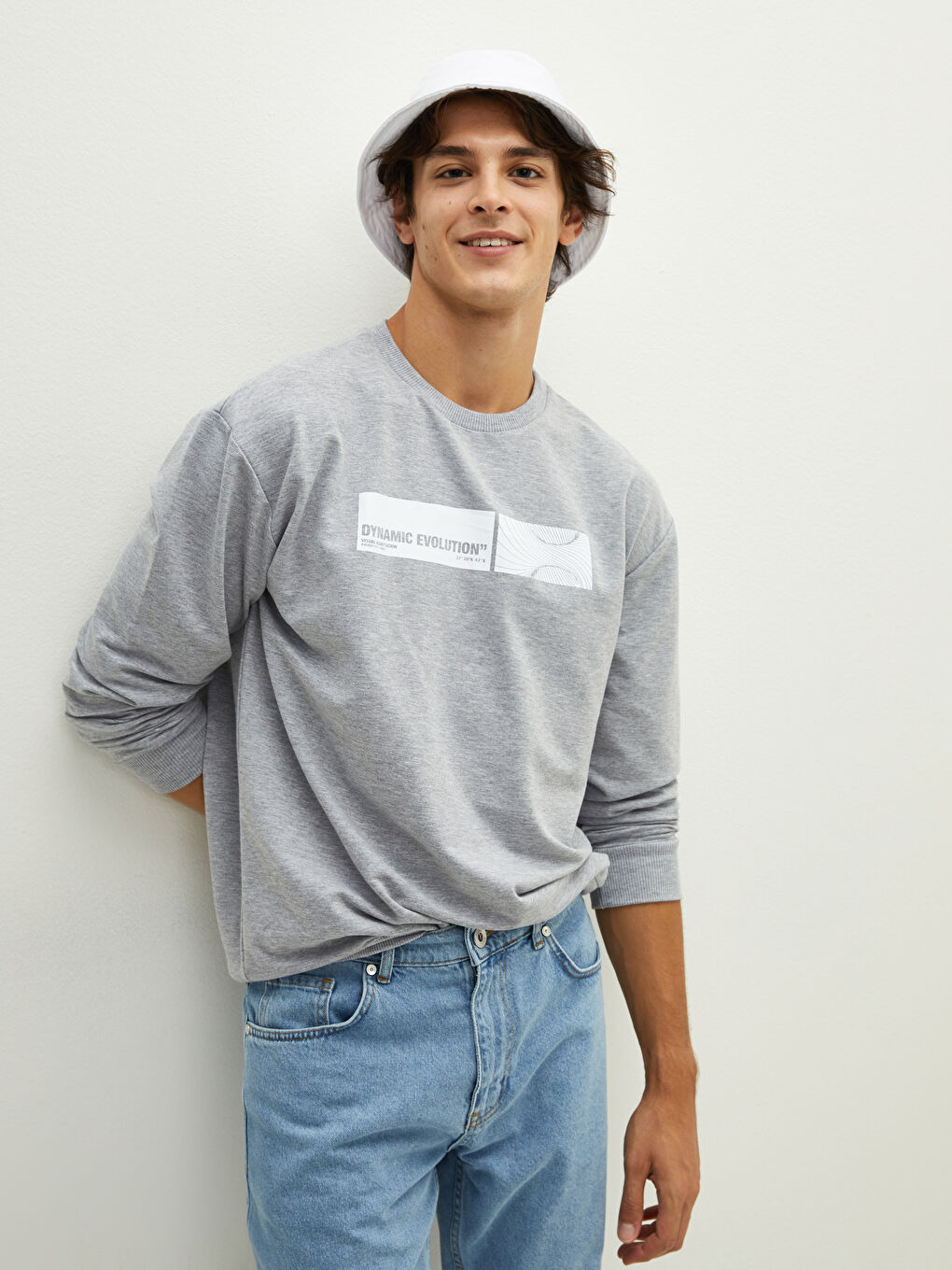 Crew Neck Long Sleeve Printed Men's Sweatshirt-1