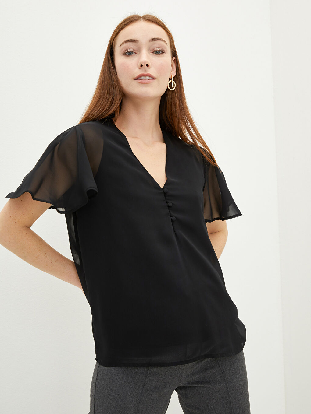 Siyah V Yaka Düz Kısa Kollu Şifon Kadın Bluz