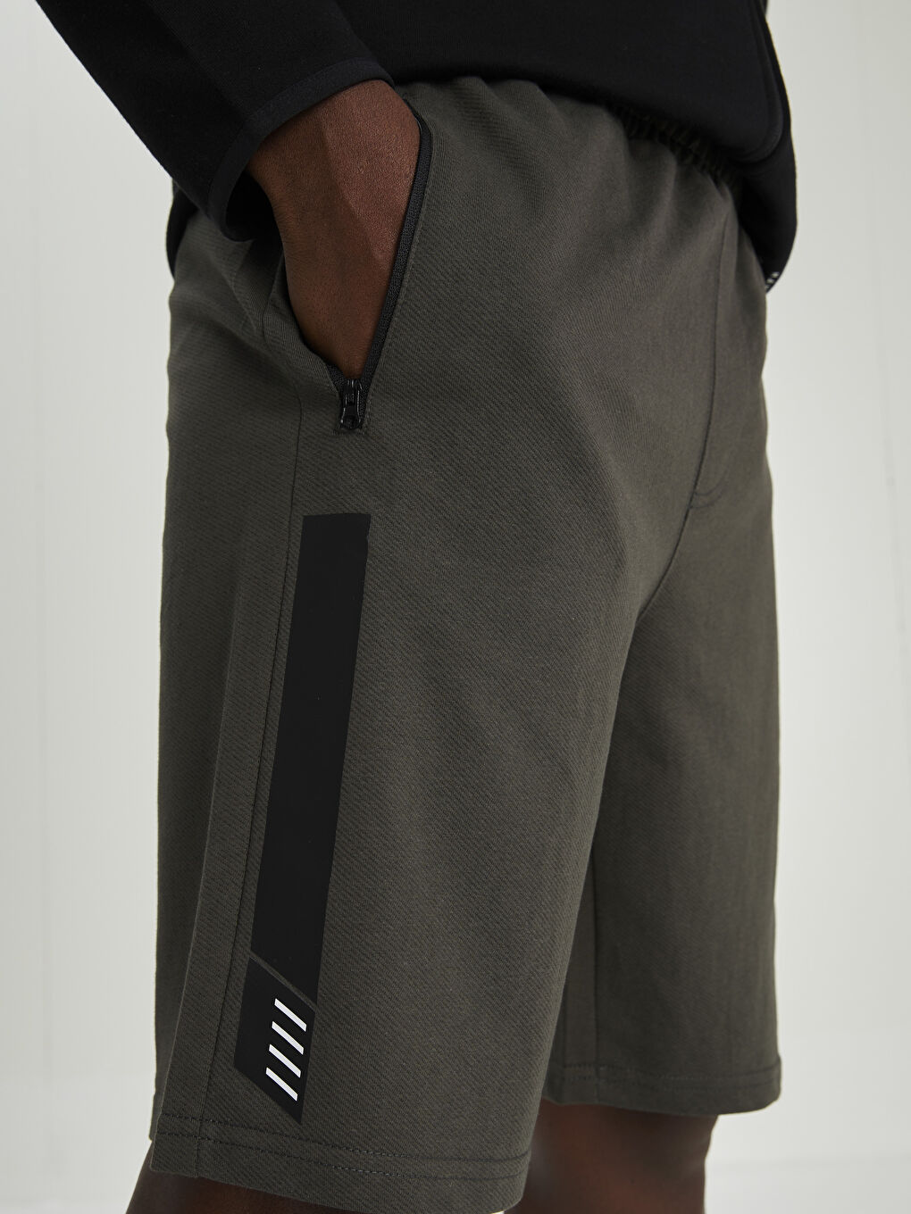 Haki Slim Fit Erkek Spor Şort-2