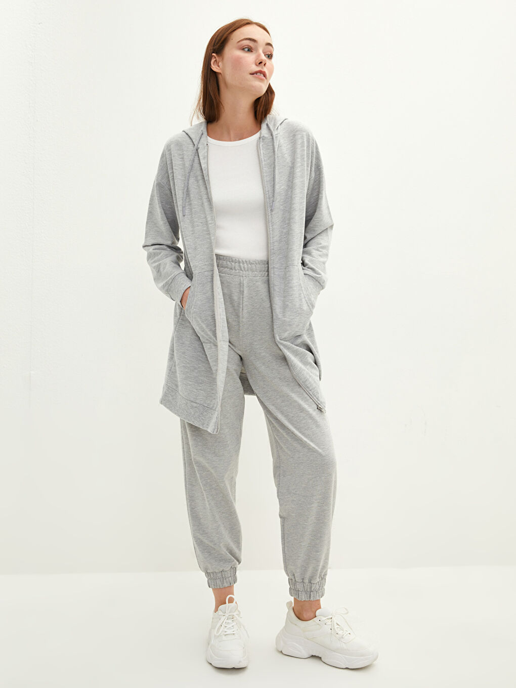 Gri Beli Lastikli Düz Cep Detaylı Kadın Jogger Eşofman Altı