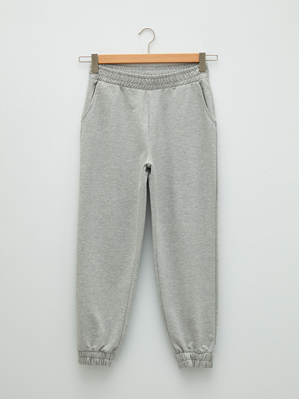 Gri Beli Lastikli Düz Cep Detaylı Kadın Jogger Eşofman Altı-5