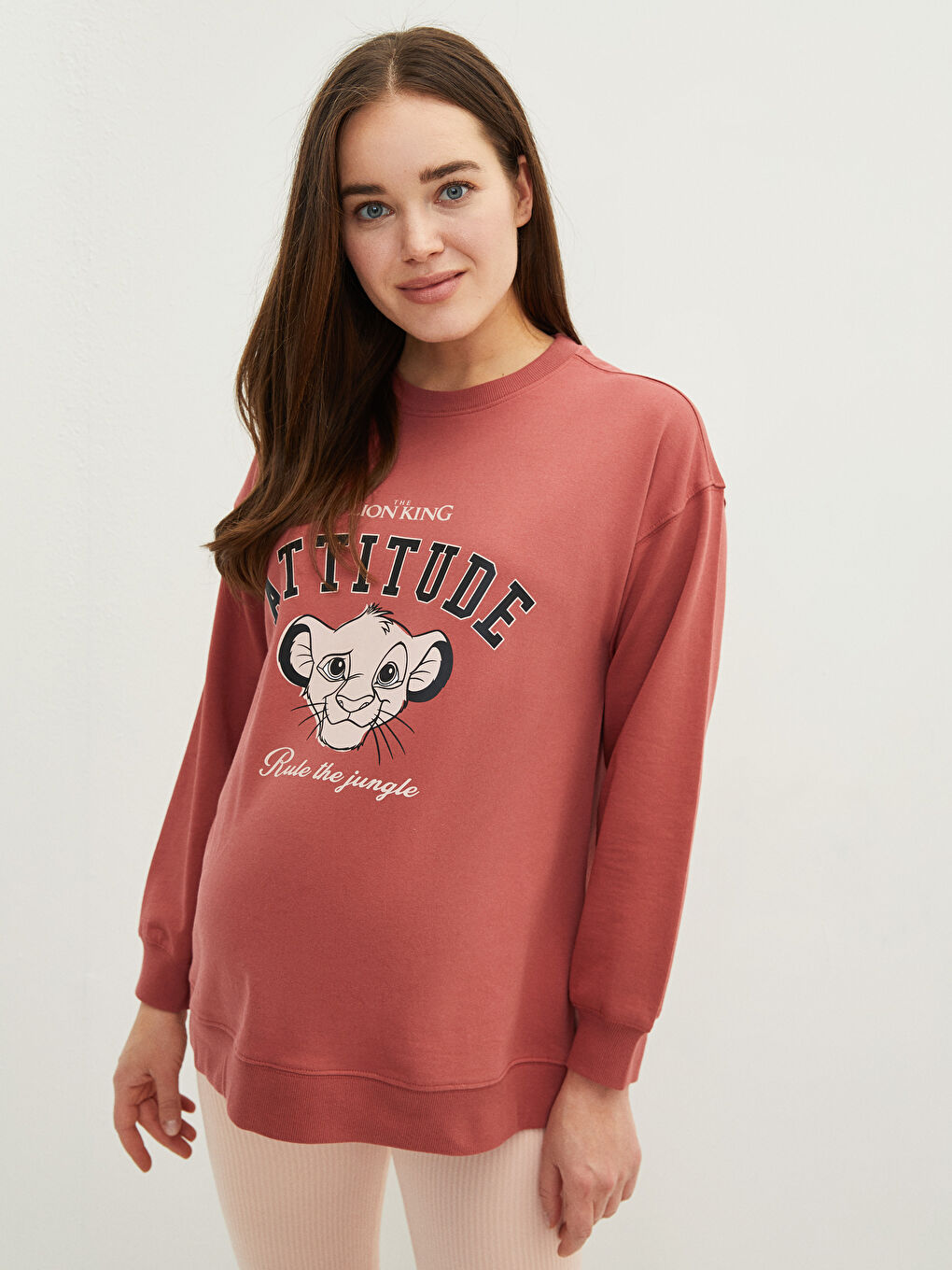 LCWAIKIKI Maternity Crew Neck The Lion King Printed Long Sleeve Maternity Sweatshirt -W1G134Z8-H2X