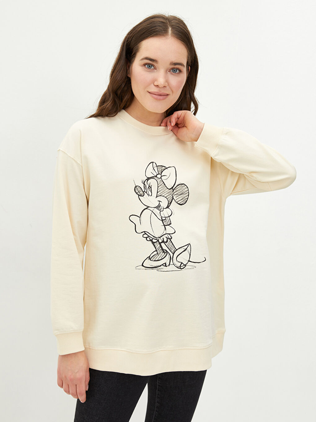 LCW Dukserica za trudnice sa okruglim izrezom, štampana Minnie Mouse, dugi rukav -W1G135Z8-FQB