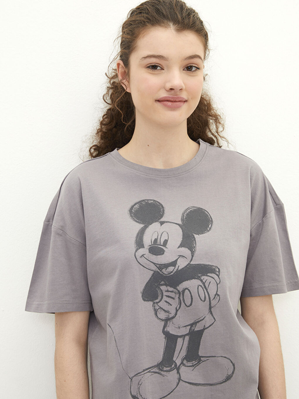 LCW Vision Rundhalsausschnitt Mickey Mouse Bedrucktes Kurzarm Baumwolle T-Shirt für Damen -W1G184Z8-GPL