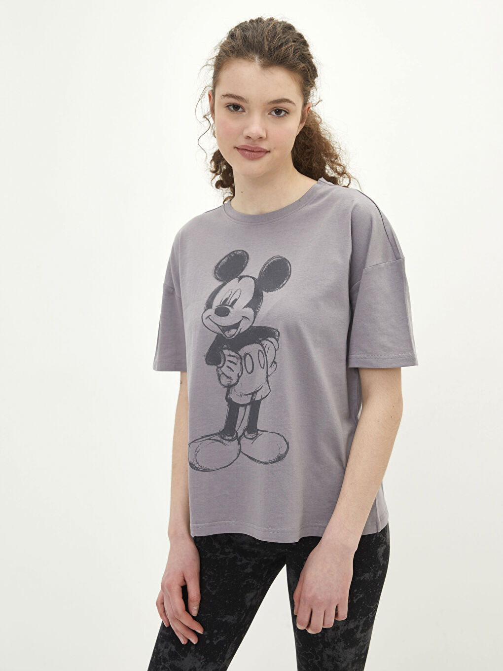 LCW Vision Rundhalsausschnitt Mickey Mouse Bedrucktes Kurzarm Baumwolle T-Shirt für Damen -W1G184Z8-GPL