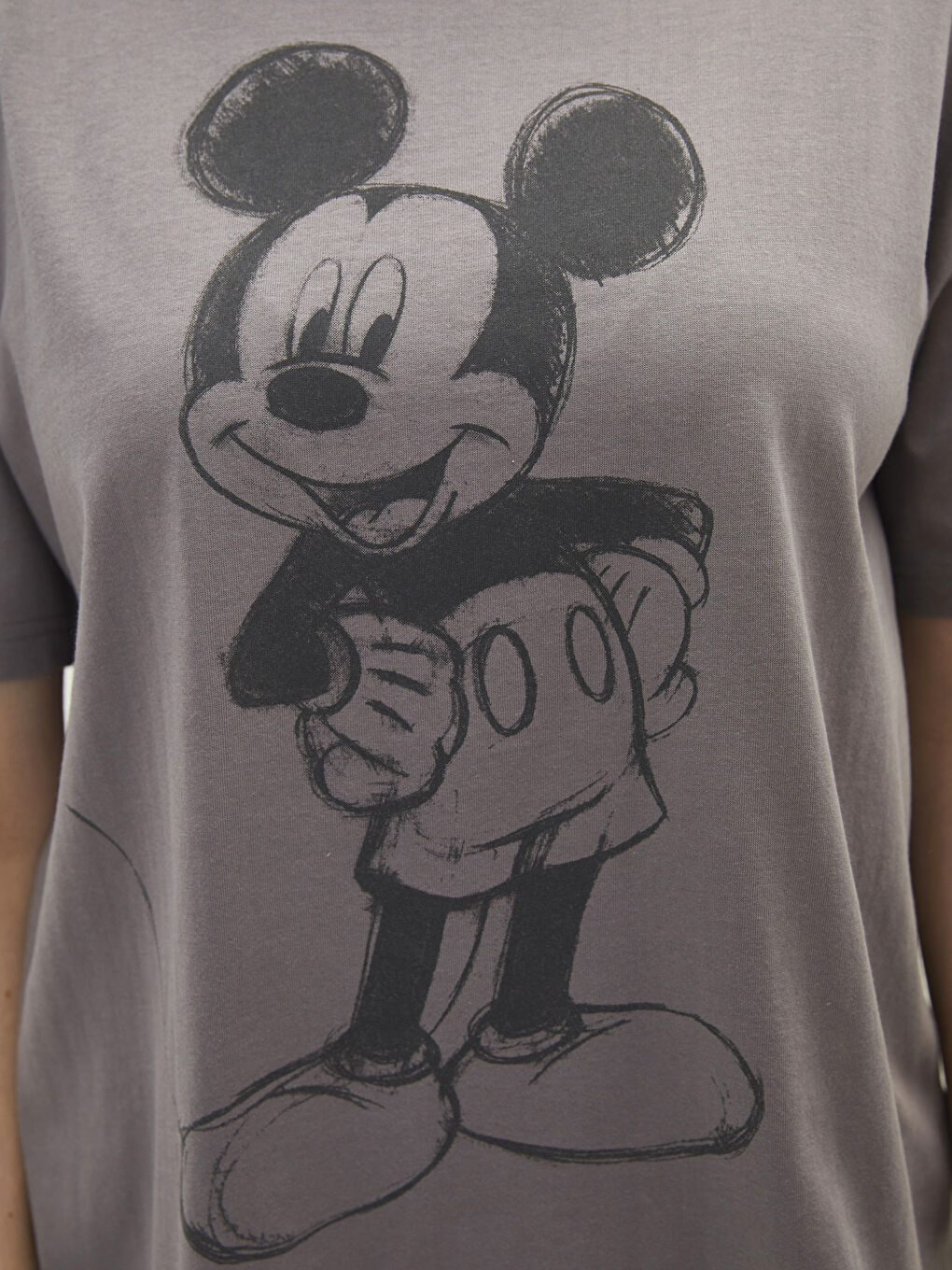 LCW Vision Rundhalsausschnitt Mickey Mouse Bedrucktes Kurzarm Baumwolle T-Shirt für Damen -W1G184Z8-GPL