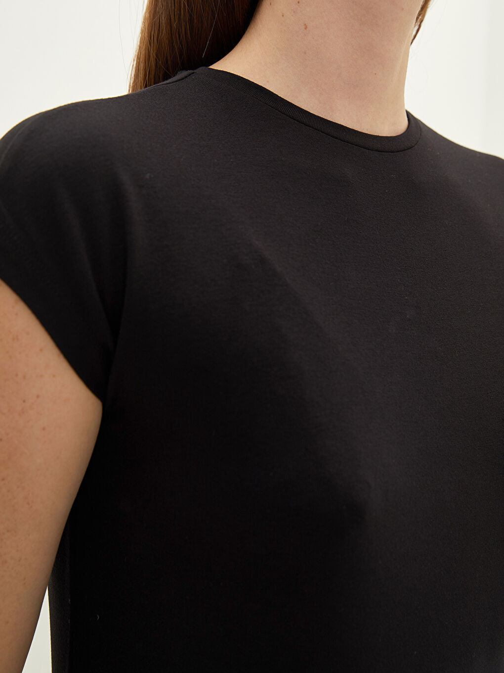 Siyah Bisiklet Yaka Düz Kısa Kollu Kadın Tunik-3