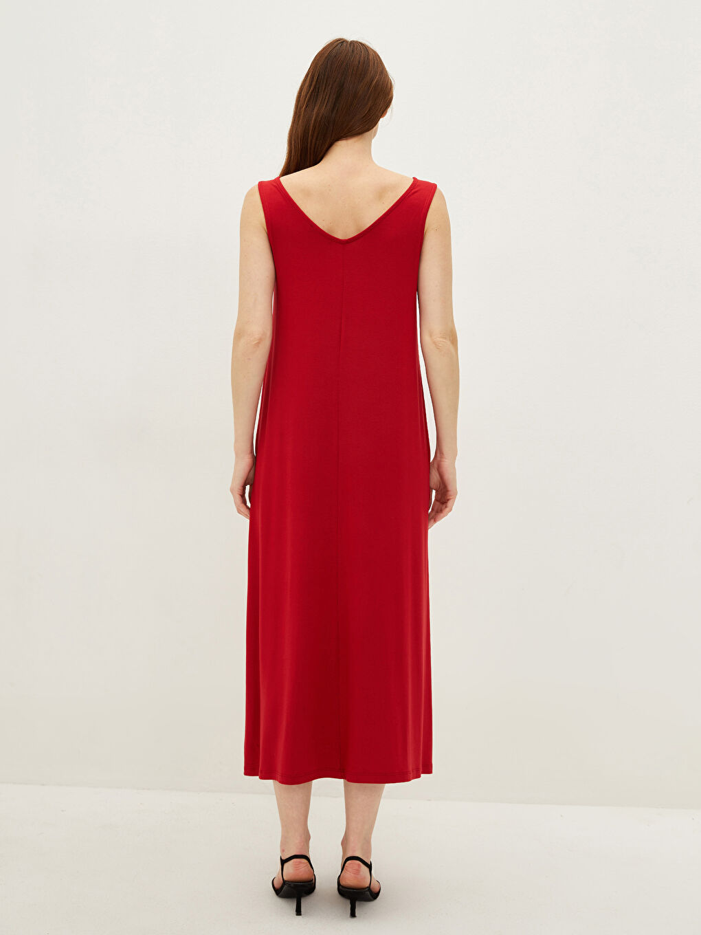 Kırmızı V Yaka Düz Askılı Viskon Kadın Elbise-3