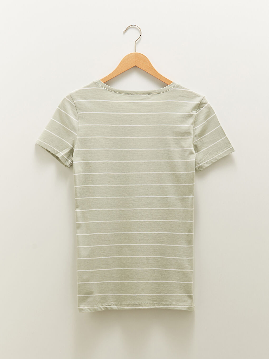Yeşil V Yaka Kısa Kollu Çizgili Pamuklu Kadın Tişört-7