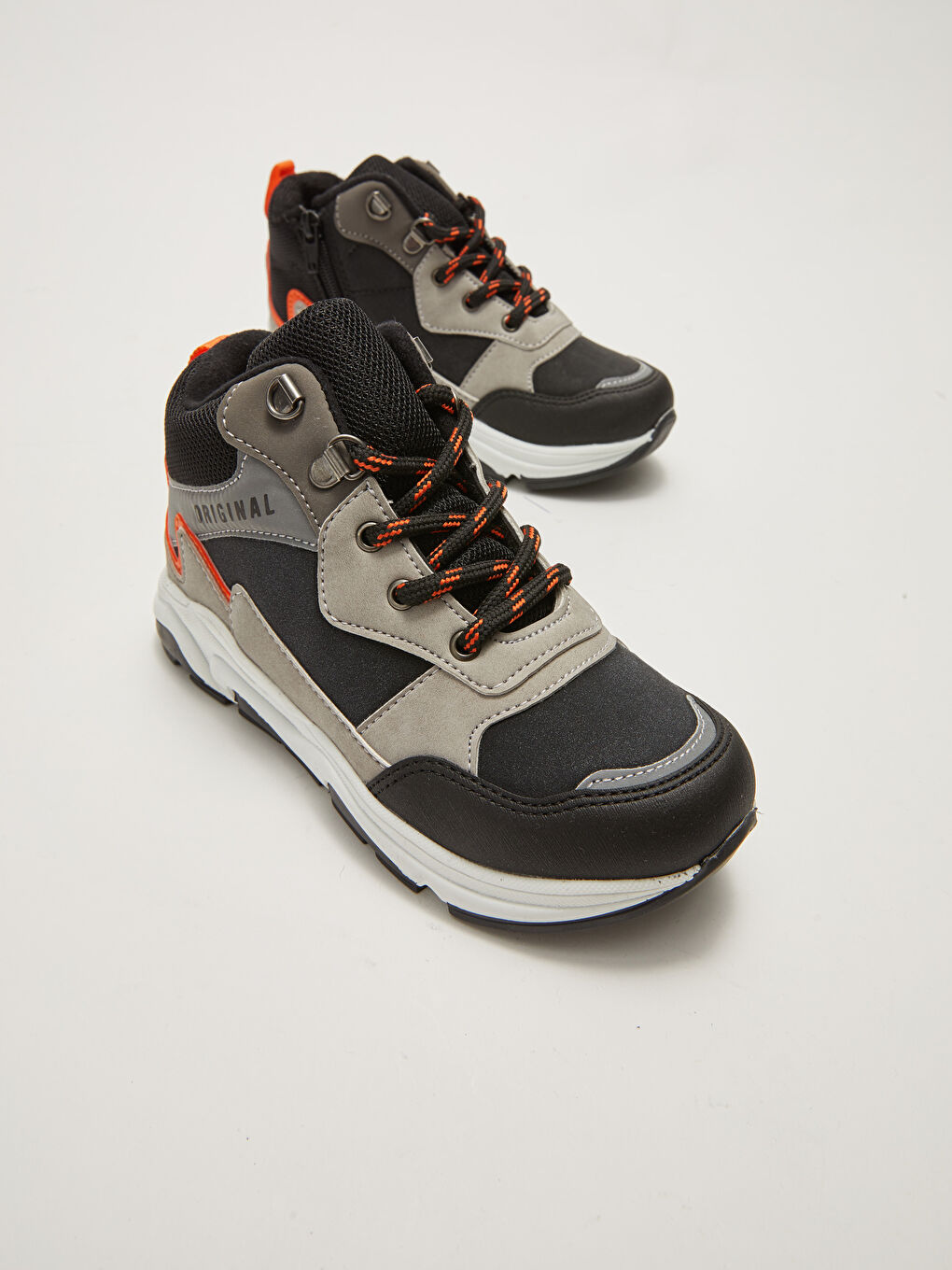 Siyah Bağcıklı Erkek Çocuk  Bilek Boy Bot-2