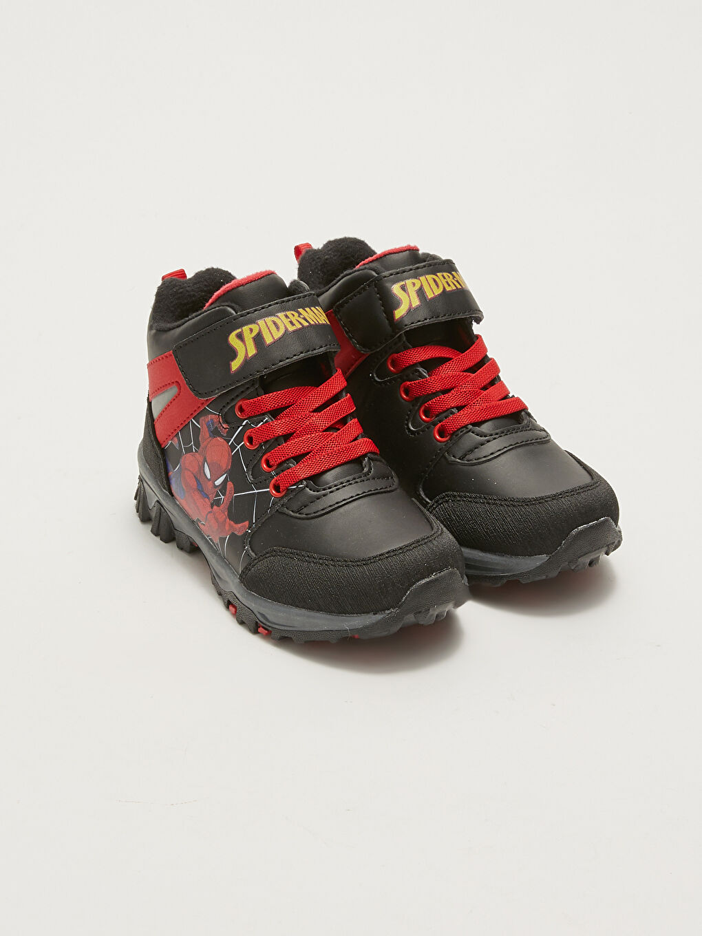Siyah Spider-Man Lisanslı Cırt Cırtlı Erkek Çocuk Trekking Bot
