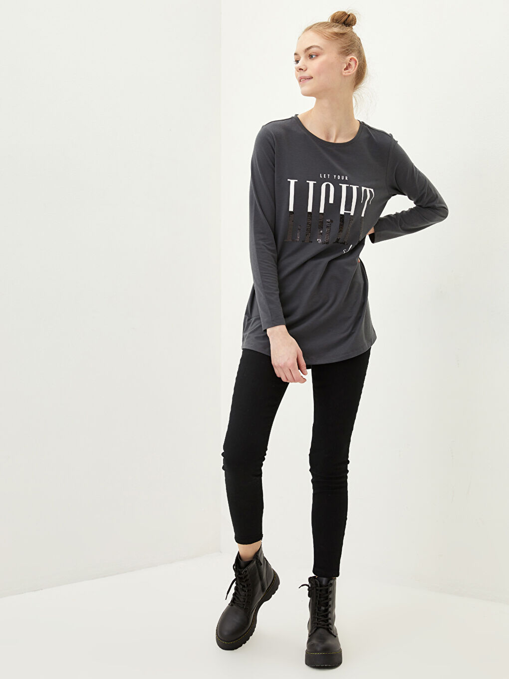 Crew Neck Letter Printed Long Sleeve Women's T-Shirt-1