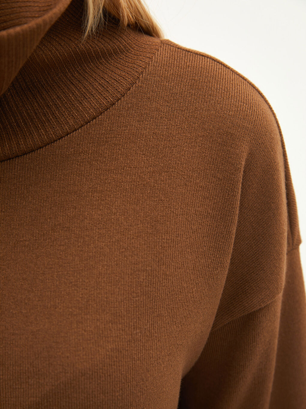 Kahverengi Balıkçı Yaka Düz Uzun Kollu Kadın Tunik-3