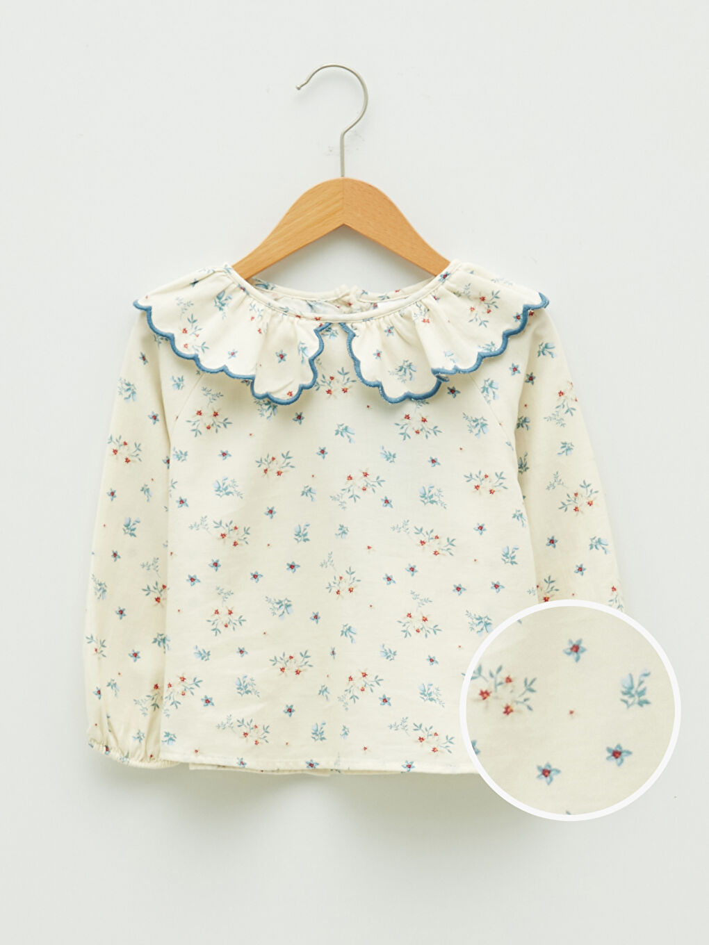 Ekru Bebe Yaka Uzun Kollu Desenli Pamuklu Kız Bebek Bluz