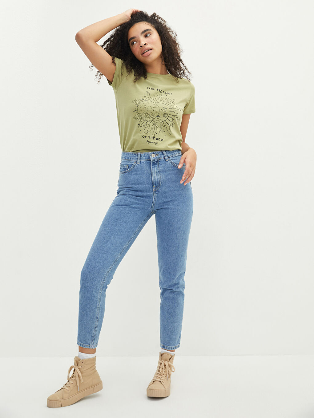 Yeşil Bisiklet Yaka Baskılı Kısa Kollu Pamuklu Kadın Tişört-2