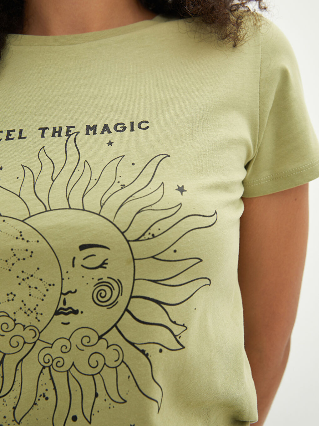 Yeşil Bisiklet Yaka Baskılı Kısa Kollu Pamuklu Kadın Tişört-3