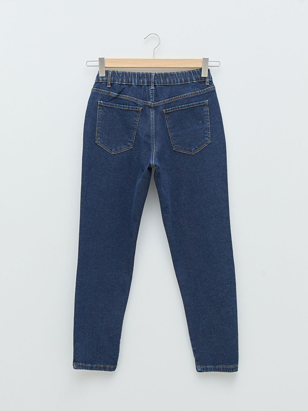 Siyah Standart Fit Cep Detaylı Kadın Jean Pantolon-6