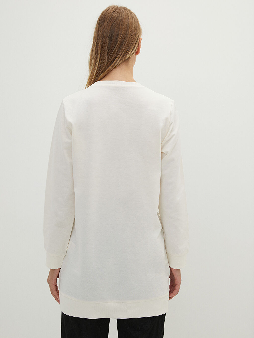 Ekru Bisiklet Yaka Baskılı Uzun Kollu Kadın Sweatshirt Tunik-4