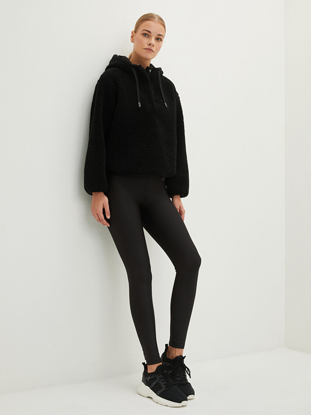 بنطلون طماق مطبوع بوسط مطاطي للسيدات-2