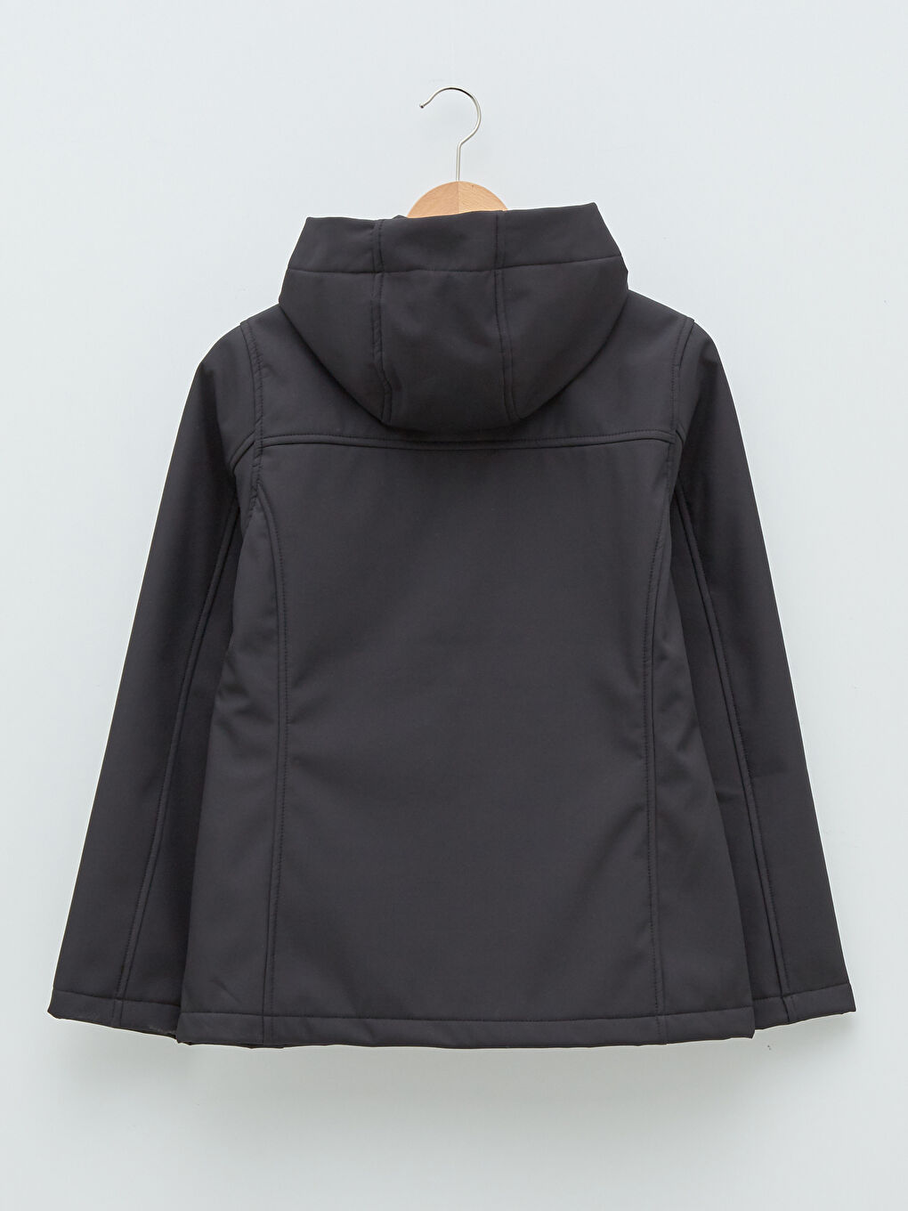 Siyah Kapüşonlu Uzun Kollu Düz Cep Detaylı Kadın Outdoor Mont-10