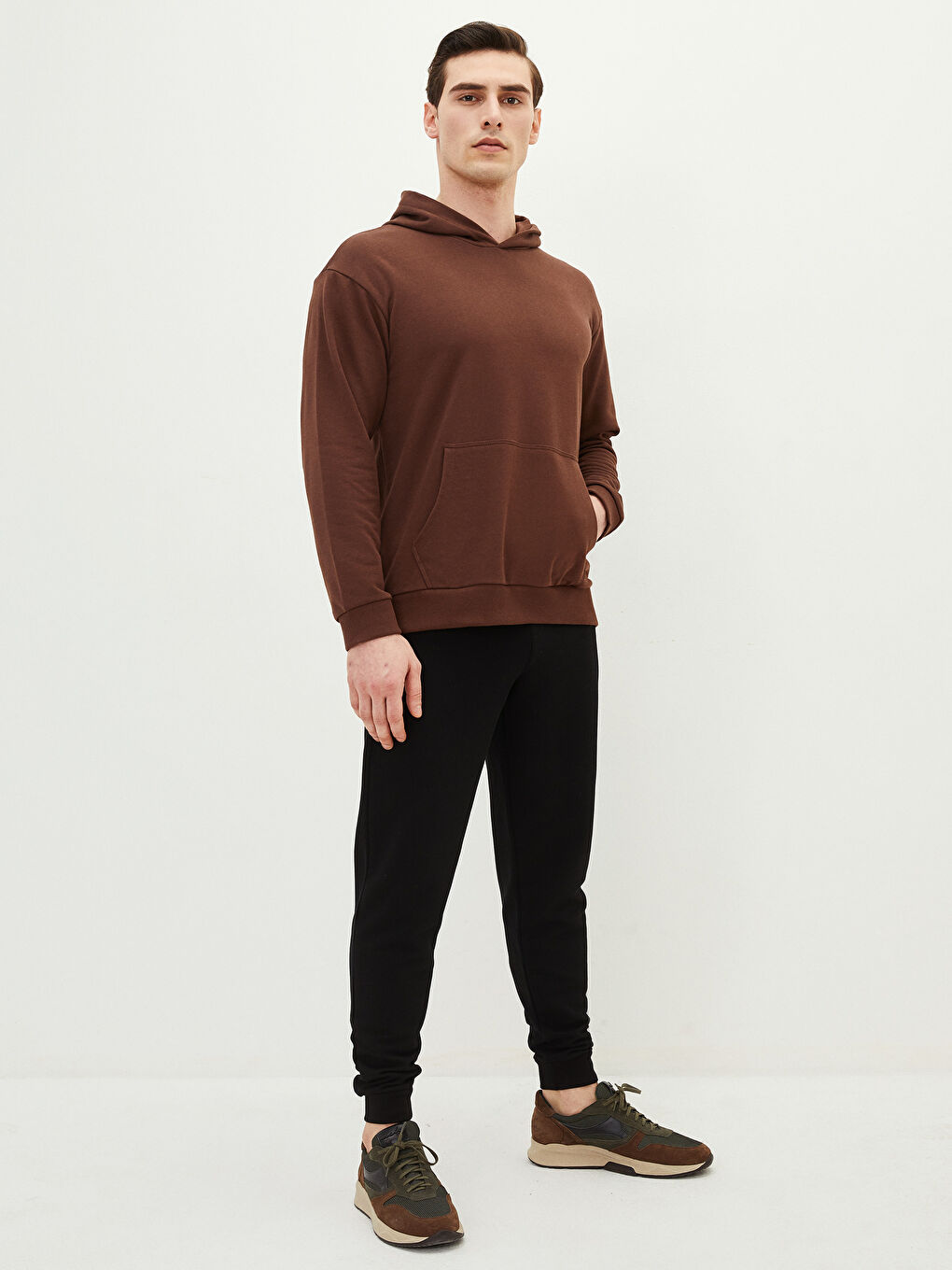 Siyah Standart Kalıp Erkek Jogger Eşofman Altı