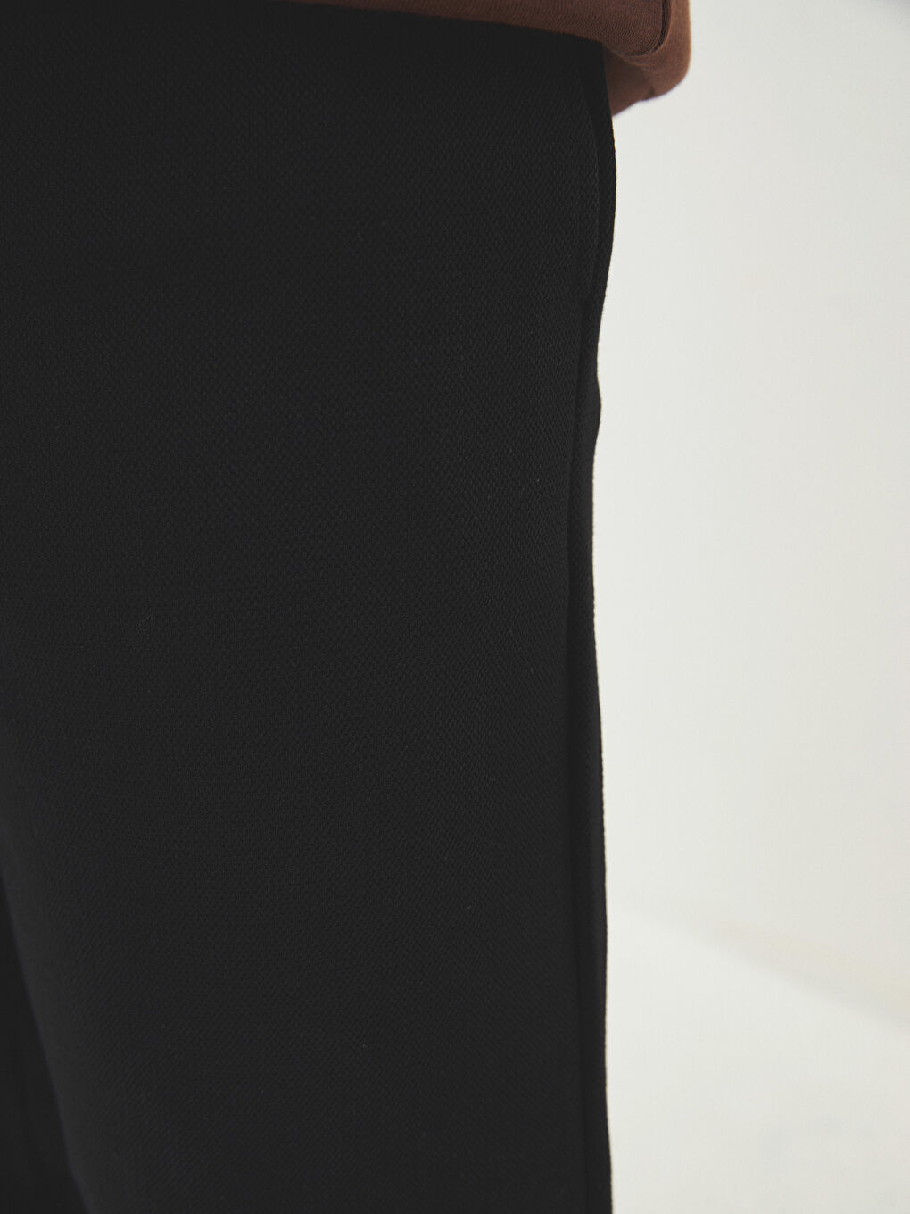 Siyah Standart Kalıp Erkek Jogger Eşofman Altı-4