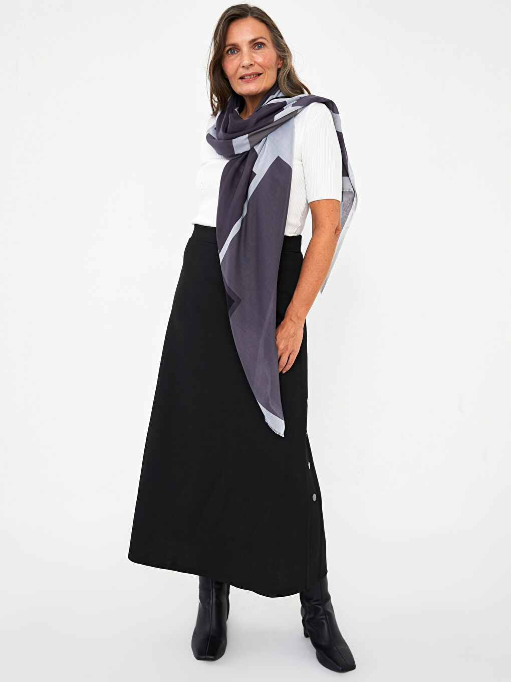 Geometric Patterned Women's Scarf-1