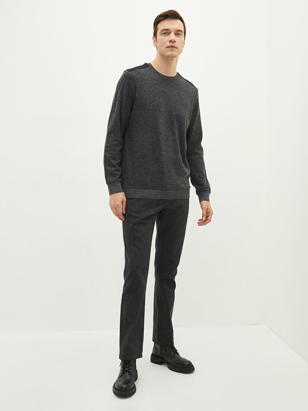 سويت شيرت كم طويل بياقة دائرية للرجال-2