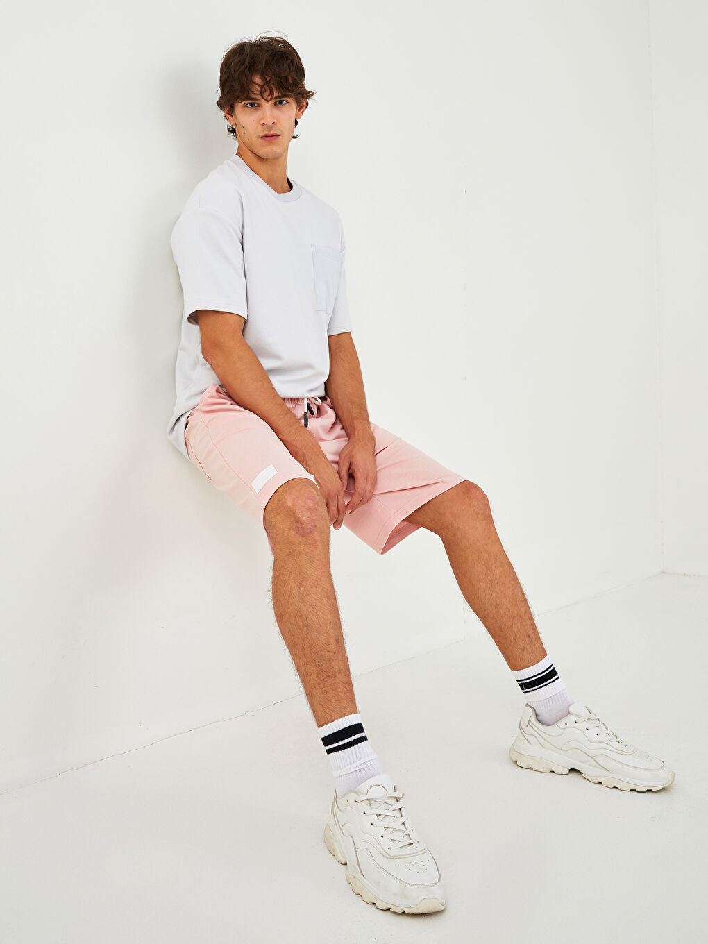 Pembe Slim Fit Beli Bağlama Detaylı Erkek Şort-1