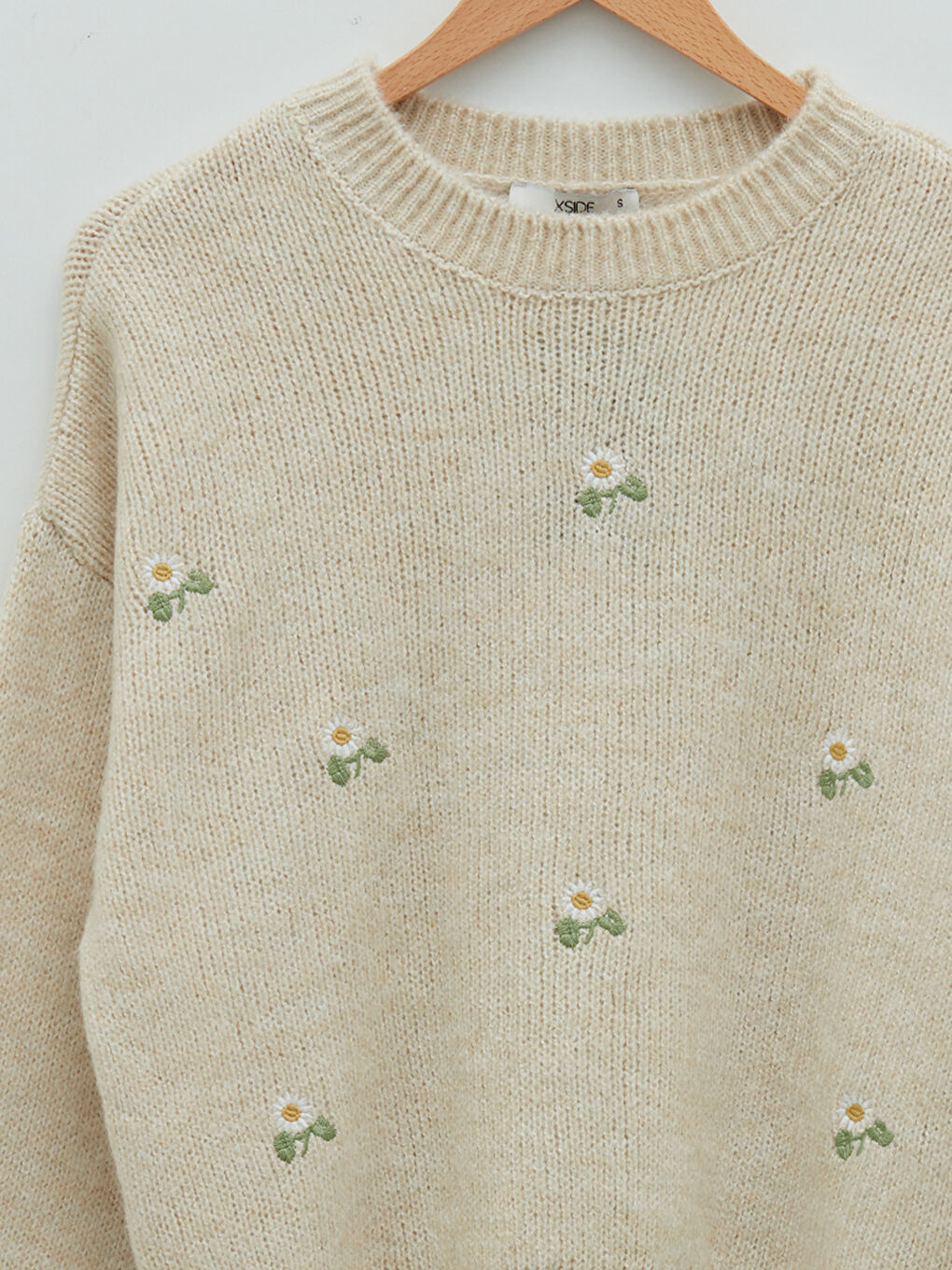 Bej Bisiklet Yaka Nakışlı Kadın Triko Kazak-8