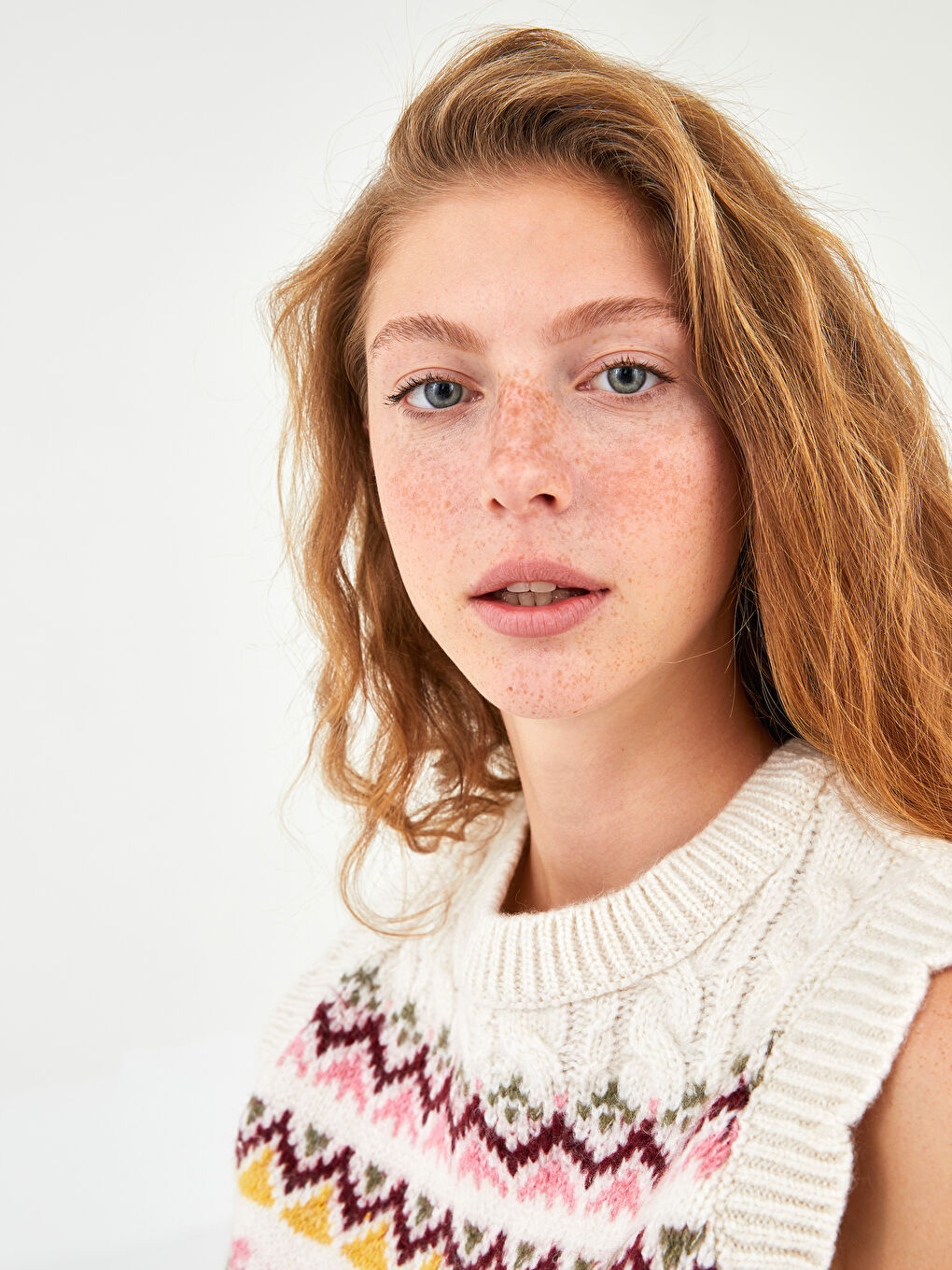 Bej Kadın Bisiklet Yaka Desenli Kolsuz Triko Kazak-4