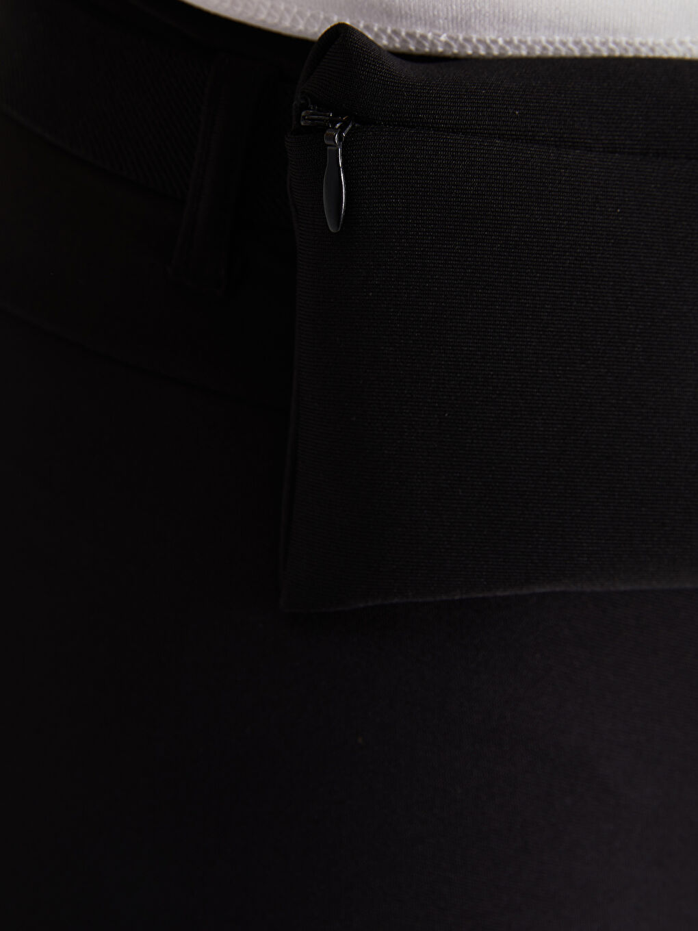 Siyah Beli Lastikli Kadın Spor Tayt ve  Bel Çantası-3