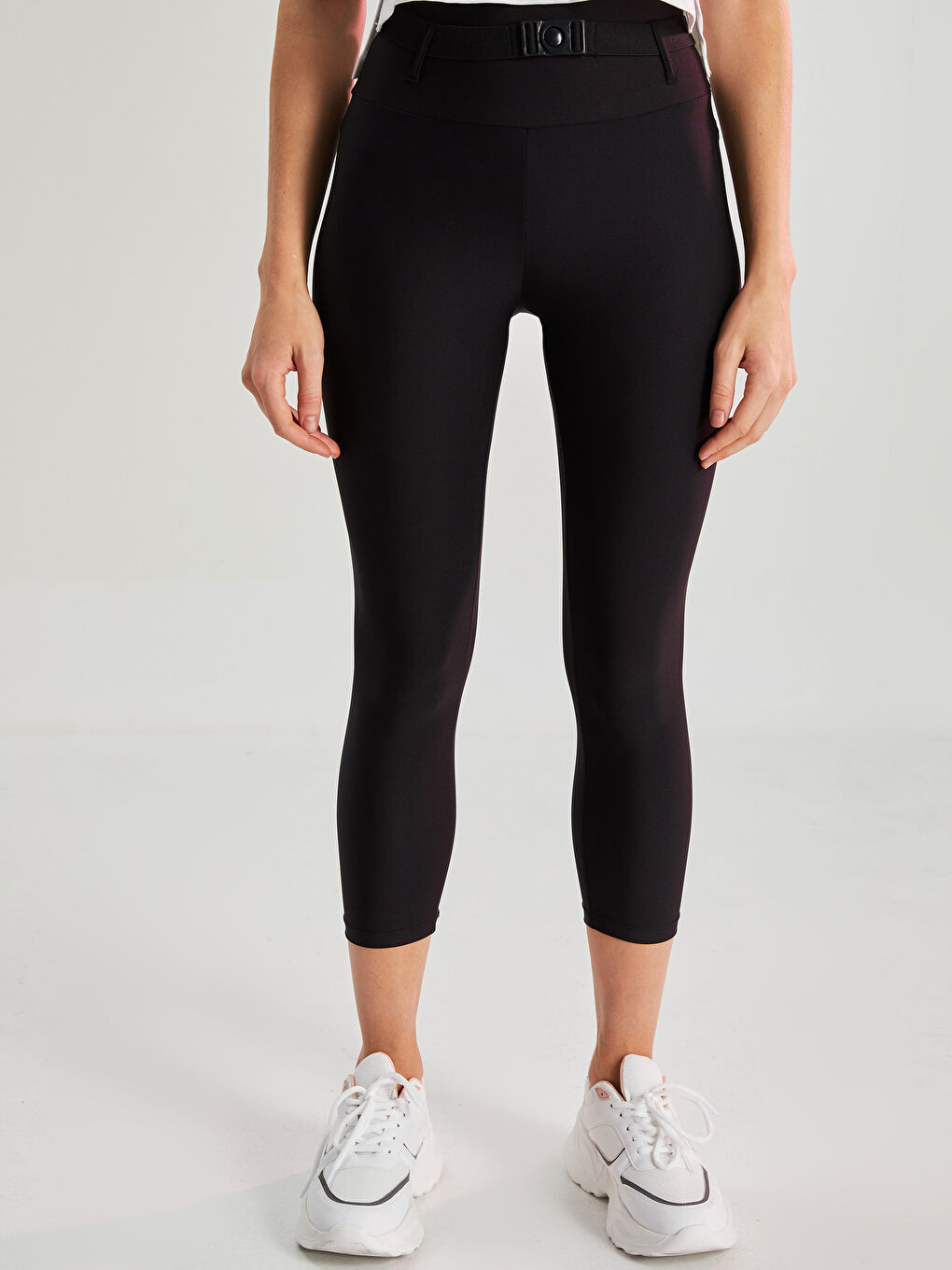 Siyah Beli Lastikli Kadın Spor Tayt ve  Bel Çantası-4