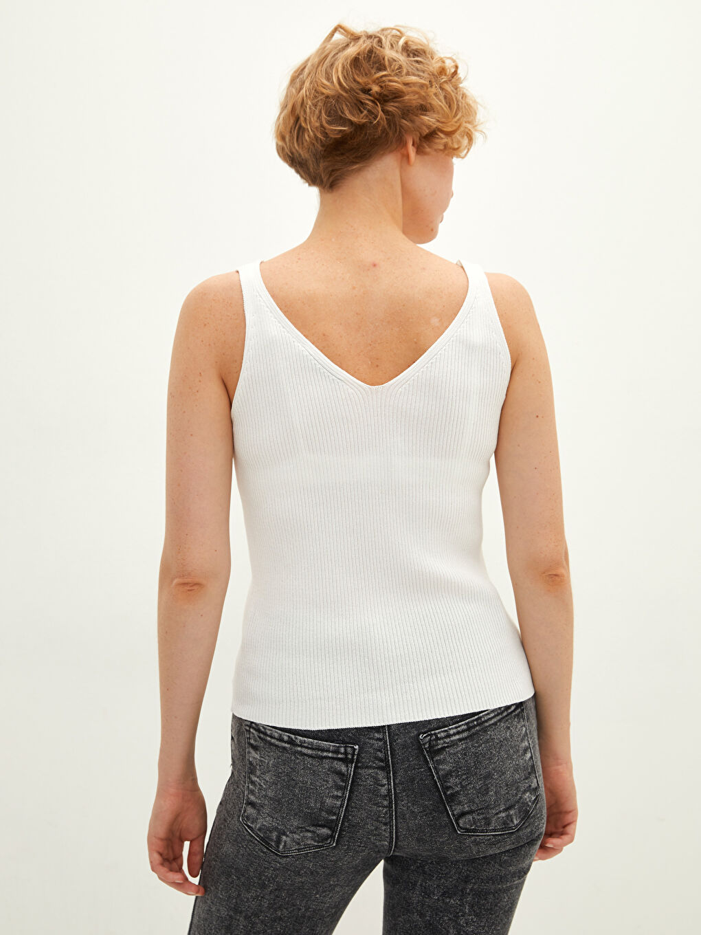 LCW Vision Women's V Neck Plain Sleeveless Tricot Jumper -W1GC23Z8-FES