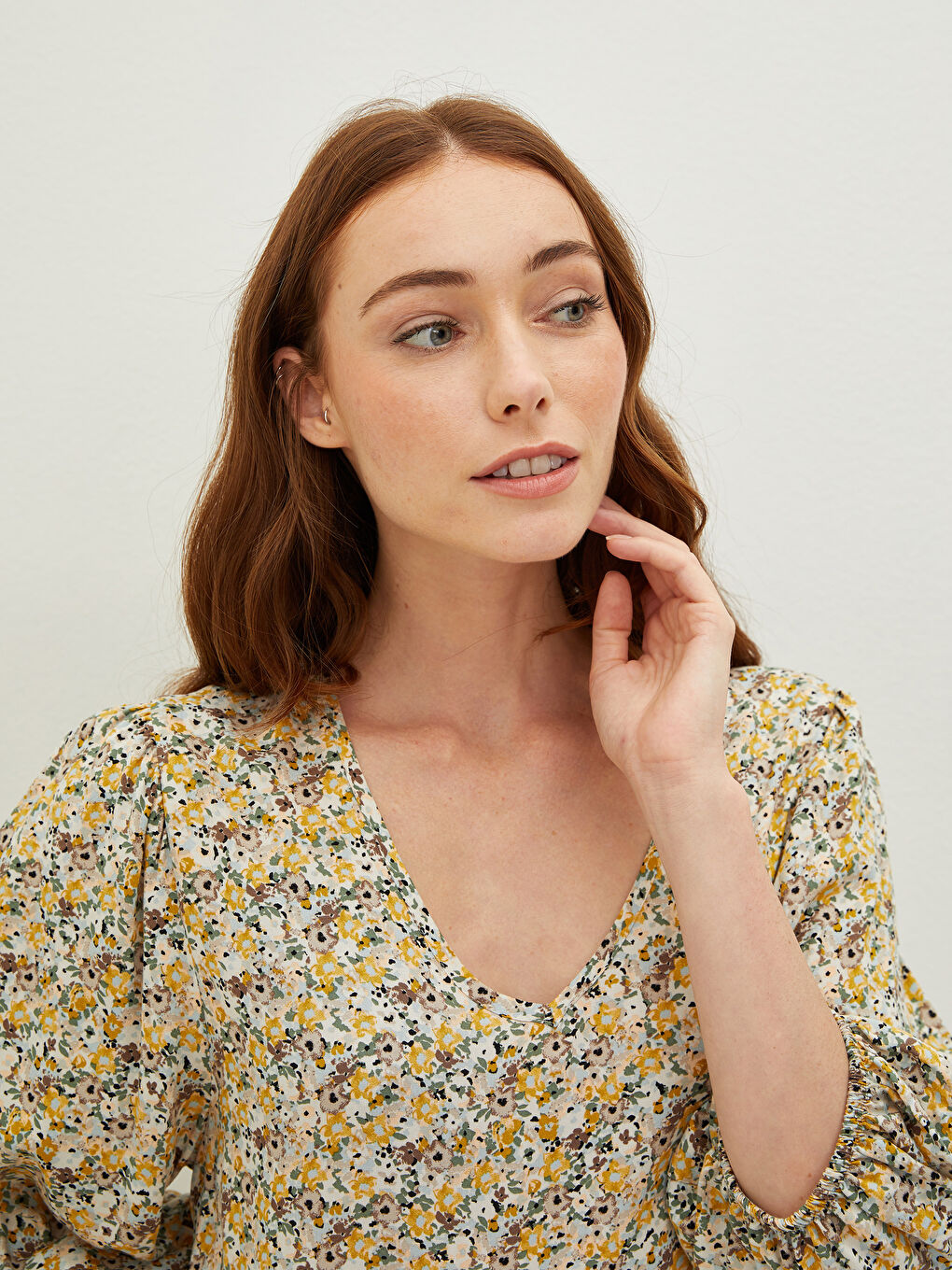 Sarı V Yaka Çiçekli Viskon Kadın Elbise-2