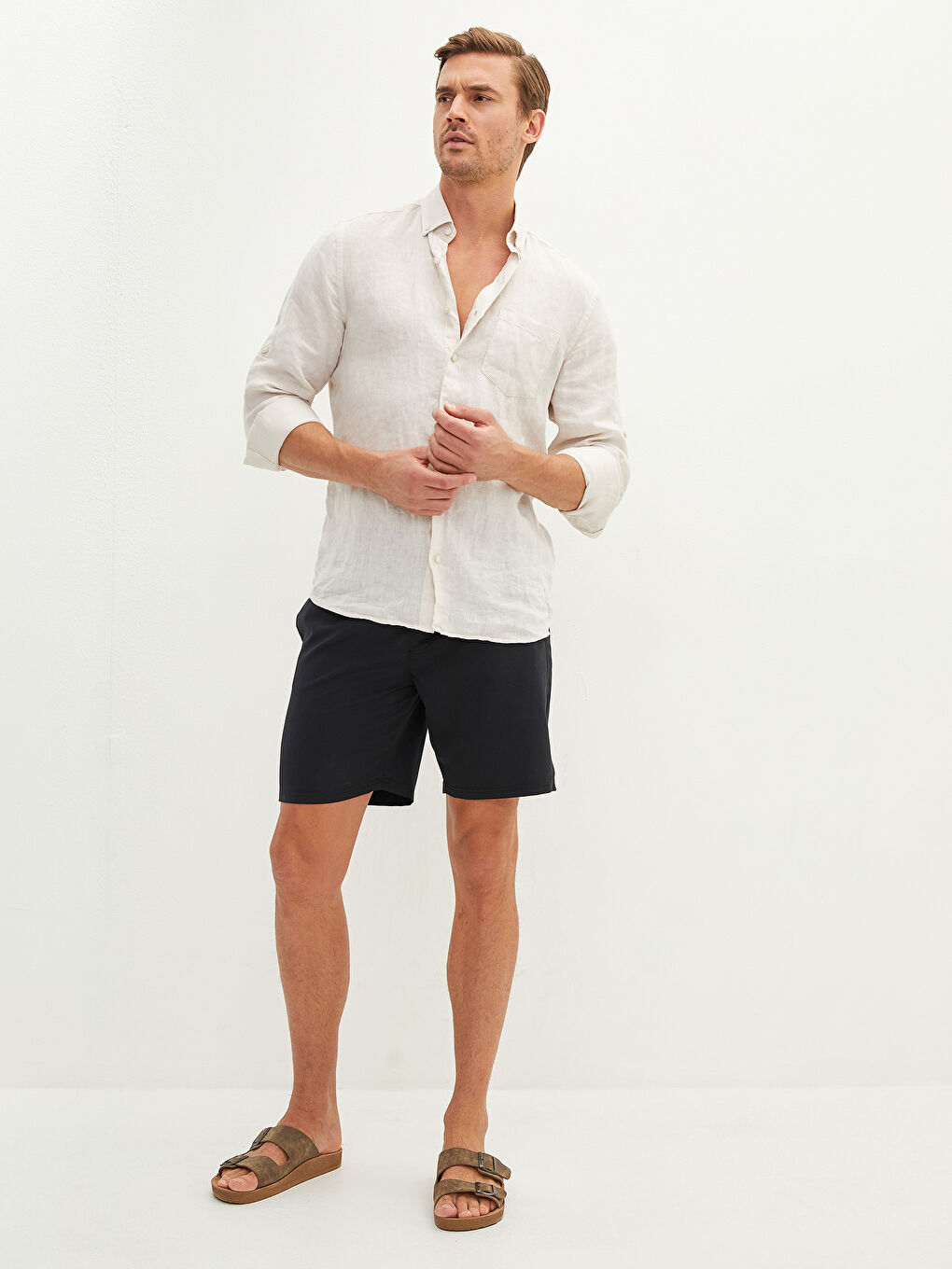 Siyah Diz Hizası Boy Basic Erkek Deniz Şortu