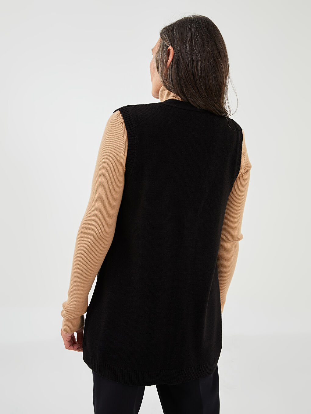 V Neck Hole-Knitted Women's Knitwear Waistcoat-4