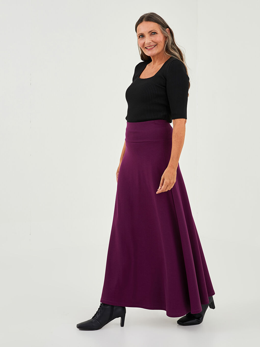 Elastic Waist Plain Comfortable Fit Ponte Fabric Women's Flared Skirt